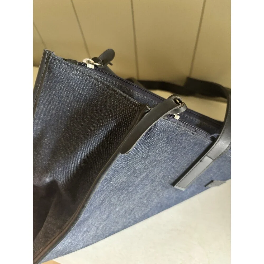 Liz Claiborne liz claiborne
